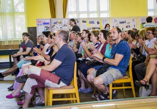 Dále chci poděkovat paní Hoffmanové, Macháčkové a Kazdové za zapůjčení rodinných dokumentů o svých příbuzných-legionářích, panu Pospíšilovi a paní Mrkvicové za zajímavé materiály, panu