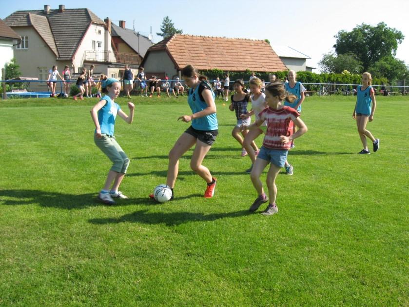 Celého turnaje se aktivně zúčastnilo 140 dětí.