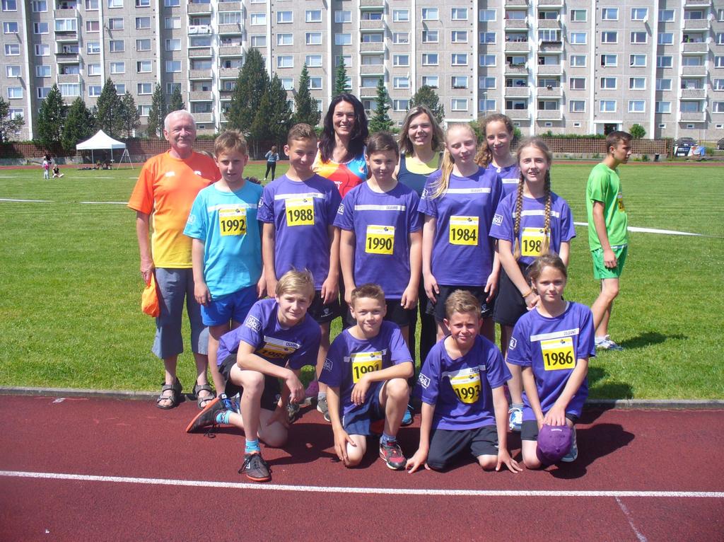 Naše družstvo ve složení Alice Bukáčková, Natálie Rychová, Veronika Janková, Kristýna Mrvišová, Václav Beránek, Miroslav Dvořák, Andrej Češka a Jaromír Síla patřilo hned od začátku k družstvům, které
