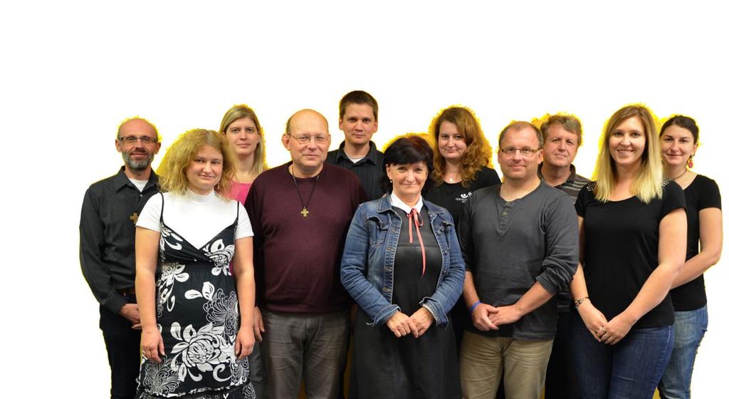 Naši lidé v roce 2017 Monika Peterková ředitelka, předsedkyně klubu, terapeutka Mgr. Aleš Kalina zástupce ředitelky, projektový manažer, lektor Kurzů přípravy na život Mgr.