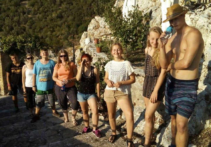 Víkendové akce Kromě tradičních Kurzů přípravy na život, brigád, setkání pro dobrovolníky, Dnů pro dětské domovy nás těší stále narůstající zájem o Setkání pro absolventy a setkání Ženy pro ženy.