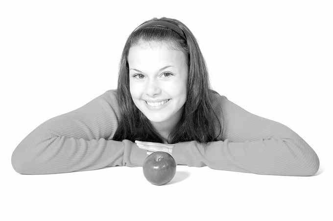 2 ZPRÁVY ZE SLOVÁCKA Pondělí 6. listopadu 2017 Ani vnuk, ani syn. Podvodník seniorky ČTENÁŘ REPORTÉR Zavolejte nám svůj příběh! tel.: 737 277 148 neošálil! Triky podvodníků jsou stále rafinovanější.