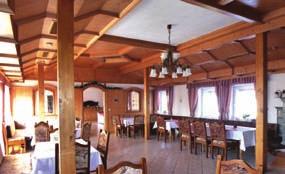 IS kompletní; UP: 1 528 m 2, pozemek: 2 191 m 2 Cena: 20.000.