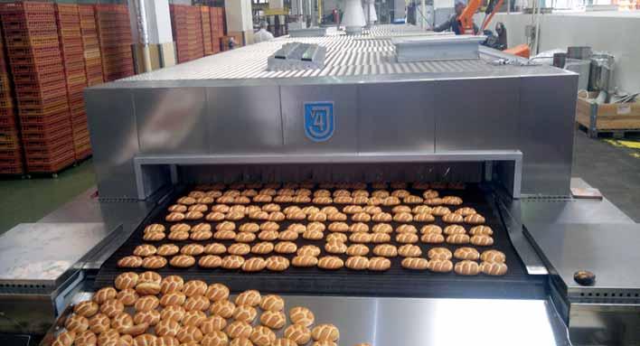34 i n f o r m a c e líh za destilát), neschválené změny (použití melaminu do mléka, neschválená barviva), stínová ekonomika (nekolkované, nelicencované produkty, pašování na jiné trhy).