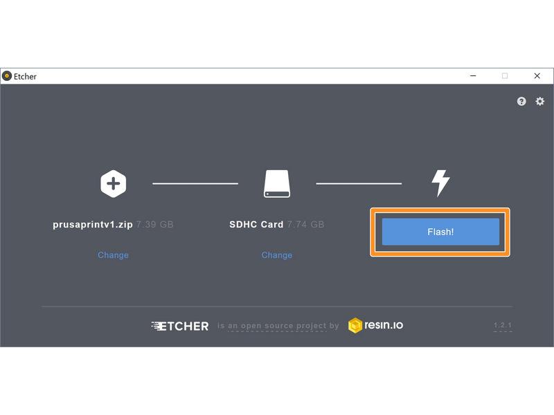 Step 8 Instalace OctoPrintu na MicroSD kartu (1. část) OctoPrint si můžete stáhnout v upravené verzi od Josefa (PrusaPrint) nebo navštívit naše Centrum Nápovědy a postavit si vlastní.