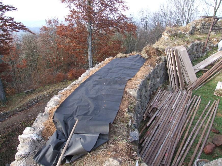 Jako separační vrstva