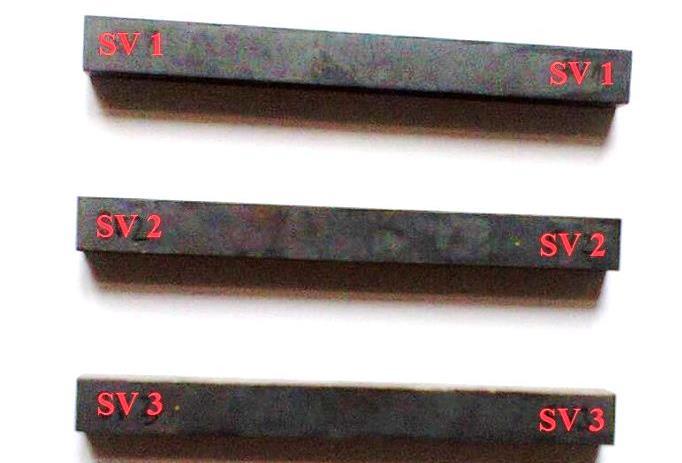 2 Měření pevnosti tříbodovým ohybem U ocelí s vysokou pevností, mezi které patří nástrojové oceli, se pro hodnocení mechanických vlastností obvykle používá zkouška tříbodovým ohybem [1,4].
