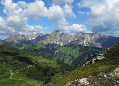 Vybrali jsme pro náš zájezd dvě velká horská údolí, po nichž se jmenují i celé rozlehlé horské skupiny: Lechtal a Tannheimertal.