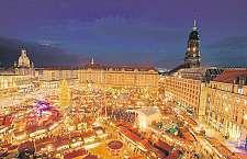 Českýmturistům zprostředkuje průběh slavnosti českýtlumočník, najdete ho na pódiu na náměstí Altmarkt.