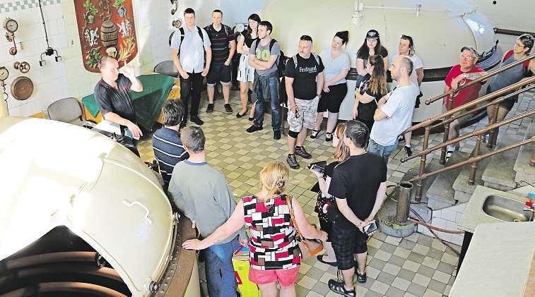 Středočeský kraj 8. prosince 2017 29 Pivovhodnétaké pro celiaky Jako třetí vrepublice představil Pivovar Ferdinand Benešov pivo pro celiaky abrzy pustí na trh imoderní pivo spravým bylinným extraktem.