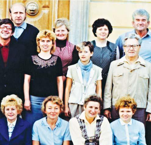 Kolektiv učitelů byl stabilizovaný a obměny v něm se děly jen ojediněle, nejčastěji odchodem těch nejstarších do důchodu. Na jejich místa zcela přirozeně přicházeli mladí.