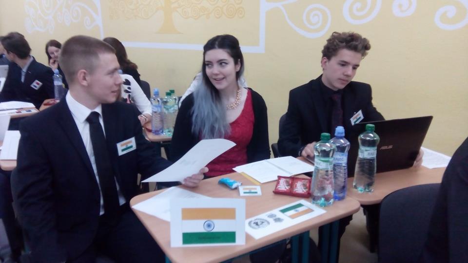 8. Mezinárodní spolupráce s partnerskými školami Spolupráce s Gymnáziem Jozefa Miloslava Hurbana v Čadci Gymnázium Josefa Božka v Českém Těšíně pokračuje v dlouhodobé spolupráci s Gymnáziem Jozefa