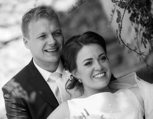 Ještě jednou gratulujeme a přejeme hodně lásky a společných radostí. g Změnu příjmení jsme zaznamenali také u vedoucí oddělení zdravotních pojišťoven Ing.