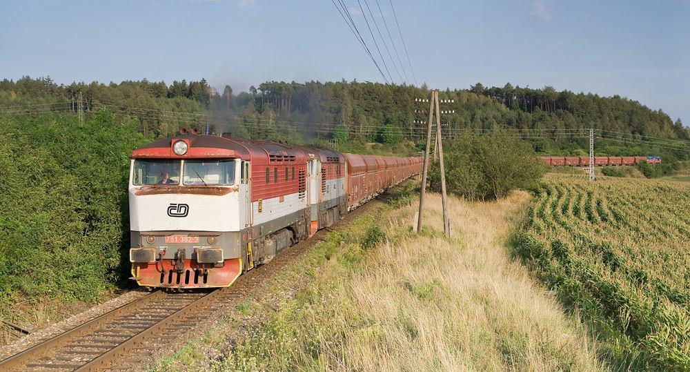 Tabulka 1: Přepravní proudy cestujících na trati Kladno - Rakovník Přepravní bod Nástup Výstup Kladno 2066* 2071* Kladno Rozdělov 17 32 Kamenné Žehrovice 27 39 Kačice 74 71 Stochov 172 184 Rynholec