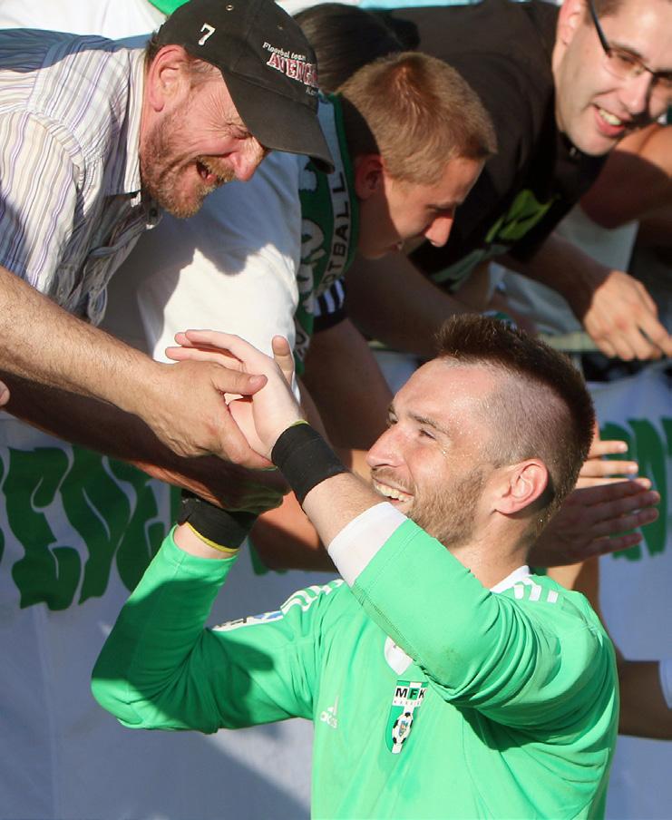 Jste hráčem Slavie, prostředí i tým znáte. Poradíte něco trenérům? Když se zeptají, tak se jim pokusím poradit (úsměv). Ale přes léto se Slavia docela dost obměnila.