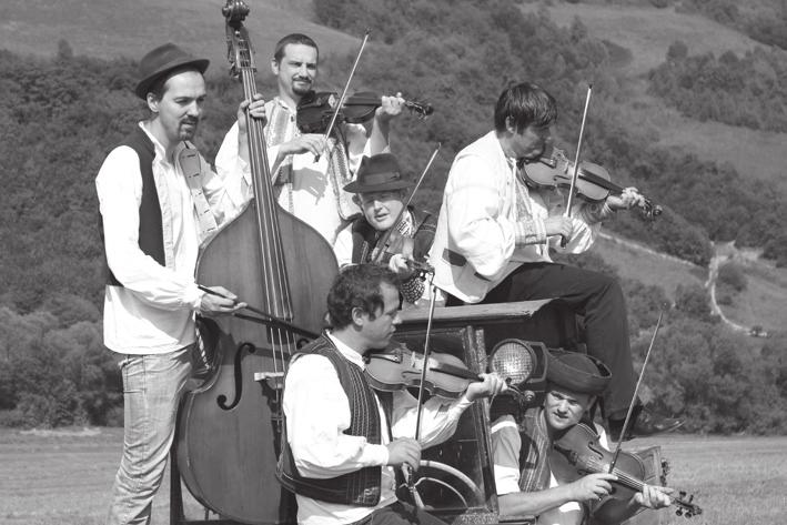 MUZIČKA KONTAKT: Muzička Michalská 3 811 01 Bratislava, SR mob.: +421 905 213 638 e-mail: muzicka@muzicka.sk www.muzicka.sk Kariéra Muzičky sa začala prípravou vystúpenia na svadbu kamaráta.