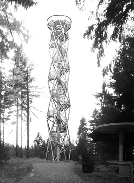 strana 6 28. dubna 2016 Výlet na Maškův vrch u Krásné Lípy zahájil turistickou sezónu v Českém Švýcarsku i Krásné Lípě.