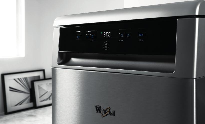 1 SMART KAPACITA Až obědových souprav to je kapacita úzké myčky nádobí Whirlpool. Díky novému uspořádání košů jsme vytvořili perfektní zařízení pro řešení všech potřeb zákazníků.