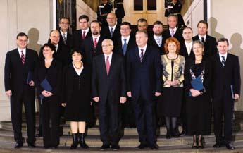 Při rekonstrukci Topolánkova kabinetu v lednu 2009 byl vybrán jako nástupce ministra dopravy Aleše Řebíčka. Petr Gandalovič (19. 11. 2006 20. 6.
