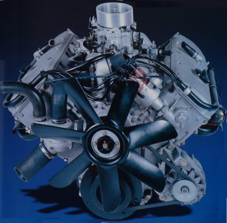 OSMIVÁLCOVÉ MOTORY BMW částečně založen na čtyřválcovém M05*. První studie zvýšila objem návrhu M05* na 3,6 litru a druhá zkoumala možnost z prvního návrhu získat až 5,0 litru objemu.