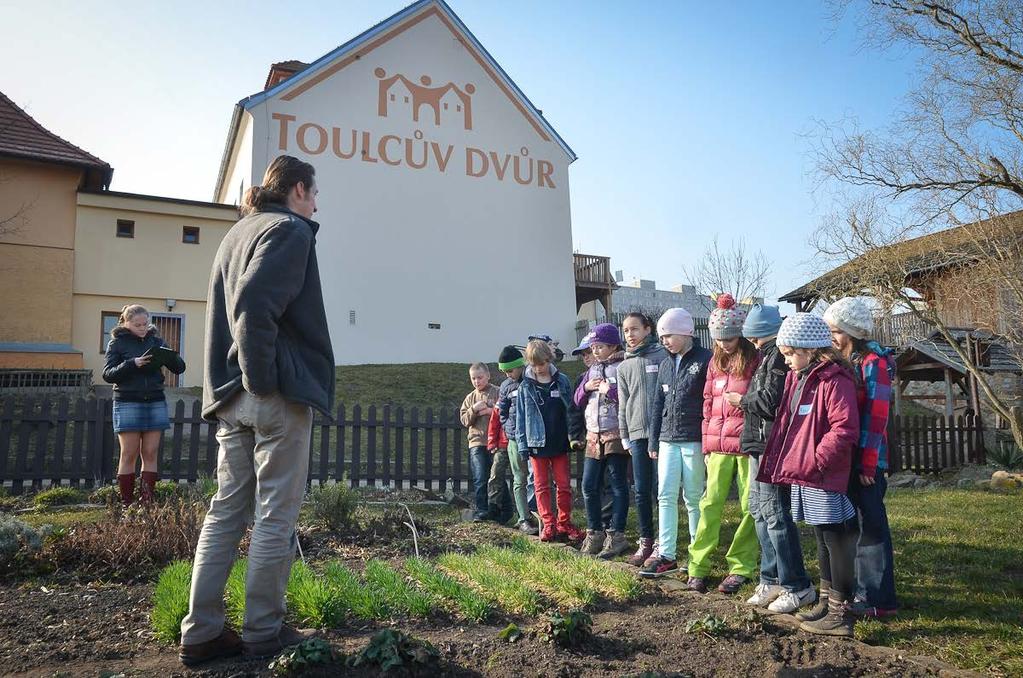 Vzdělávání Ekologické výukové programy pro školní a předškolní kolektivy jsou jednou z našich stěžejních vzdělávacích činností.