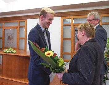 Soutěží se v 11 kategoriích dospělých a v 12 kategoriích mládeže. Nejlepší závodníci se mohou těšit na tradiční keramické poháry a na další finanční či věcné ceny.