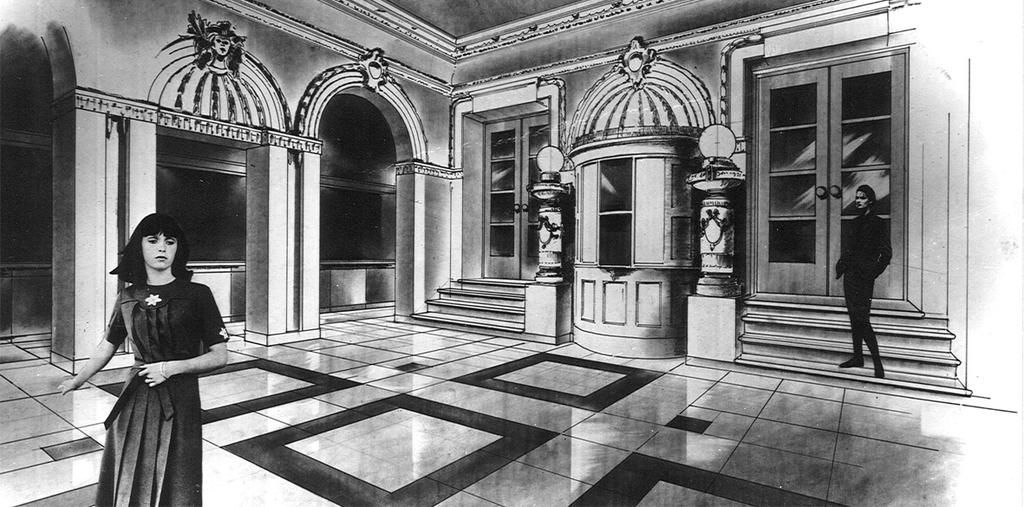 dubna 1932 v Opavě. V roce 1957 ukončil studia na Fakultě architektury a pozemního stavitelství VUT v Brně.