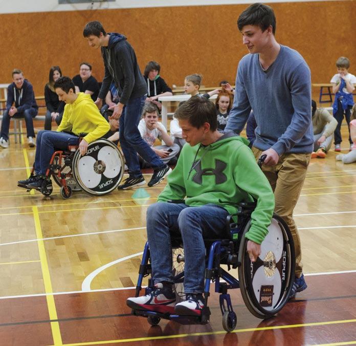 Společné setkání ŽÁKŮ S DĚTMI A DOSPĚLÝMI S RŮZNÝM