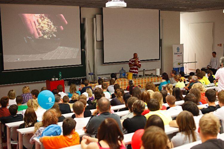20.4.2011 a 21.9.