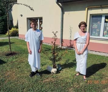 10 TROUBECKÝ ZPRAVODAJ 2/2017 pitelstva obce za uplynulé období a ukládá radě obce zabývat se doporučeními vzešlými z provedené kontroly.