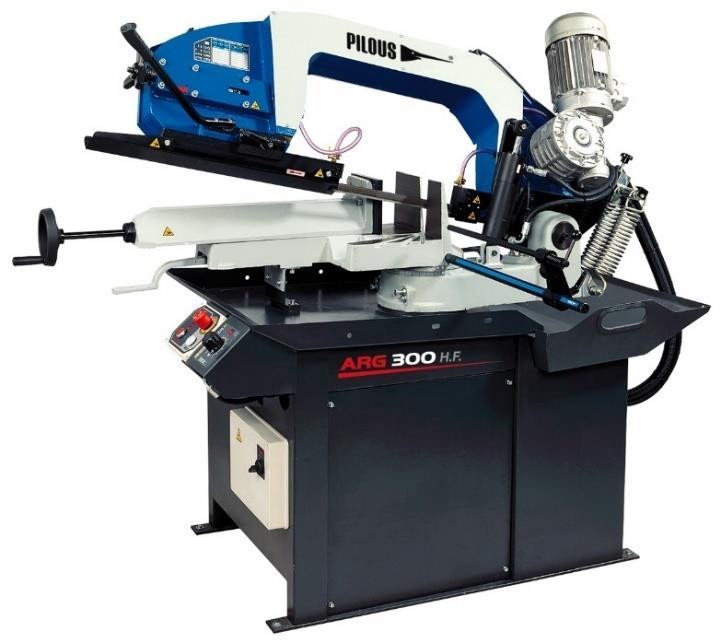 FSI VUT BAKALÁŘSKÁ PRÁCE List 26 pásu. Hlavní motor pily má výkon 3 kw. Rychlost pásu je možno volit v rozmezí 15 90 m/min. Technické parametry a dopravníky k pile jsou přiloženy v příloze 1 [26]. 4.