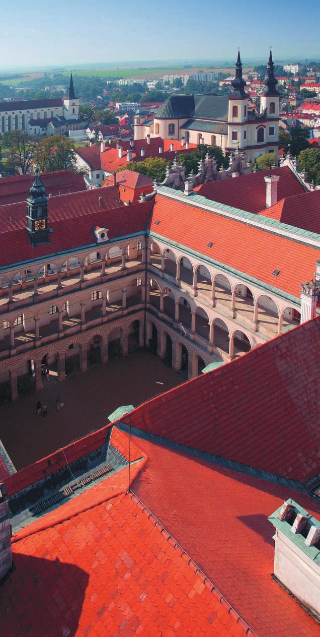 listopad březen 8.00 19.