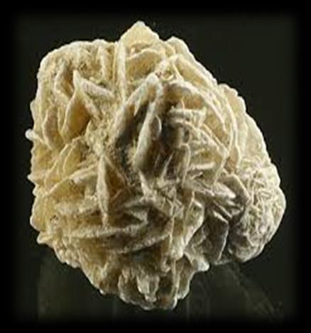 SÁDROVEC (CaSO 4 2H 2 O) Průhledná odrůda sádrovce se nazývá SELENID.
