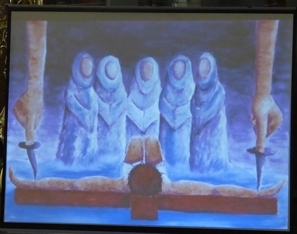 Ke každému ze čtrnácti zastavení křížové cesty bylo úvodní slovo a pak schola hrála a zpívala. Ke každému zastavení byl také na plátně promítnut obraz.