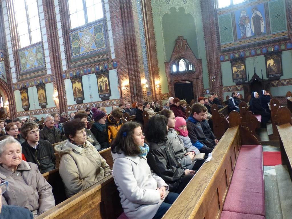 Slavnostní mše v chrámu sv. Mikuláše Konala se 28.4.2017 v rámci letošních oslav 110. výročí vysvěcení kostela. K účasti byli pozváni i všichni žijící kněží, kteří v Ludgeřovicích působili.