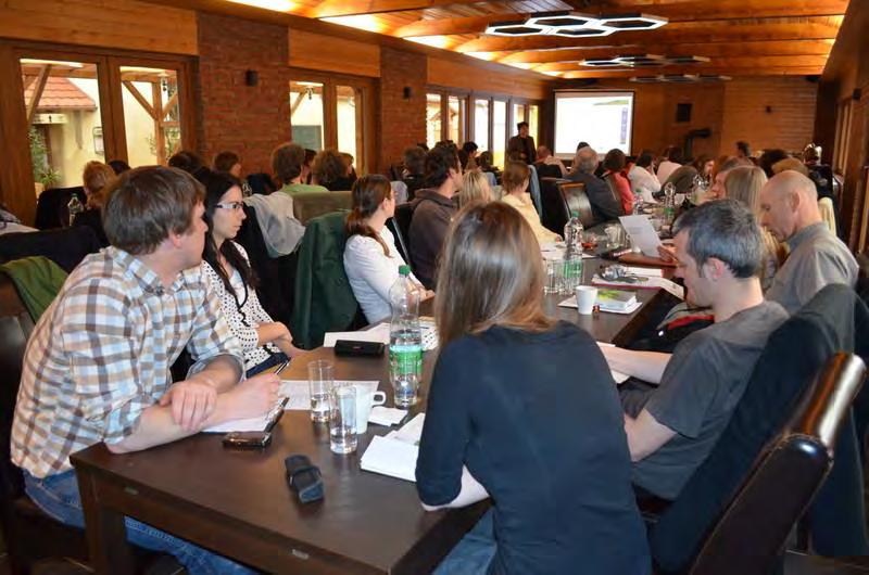 Spolupráce a diskuse Dialog na workshopech a konferenci Lidé a krajina I - Místní a individuální