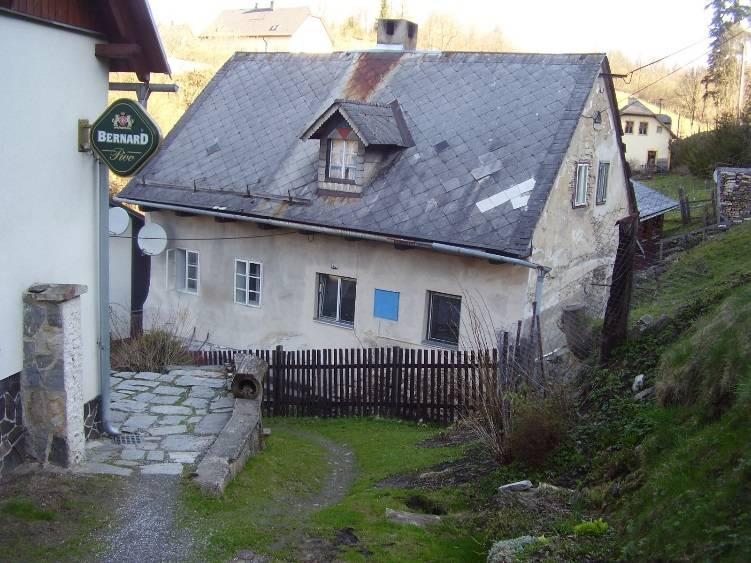 ZNALECKÝ POSUDEK číslo: 15/05/94 o ceně obvyklé pozemku parc.č. st. 136, jehož součástí je stavba rodinného domu č.p. 124 a dále pozemku parc.č. 171/1 a parc.č. 171/4, včetně všech součástí a příslušenství, vše věci nemovité zapsané na LV č.