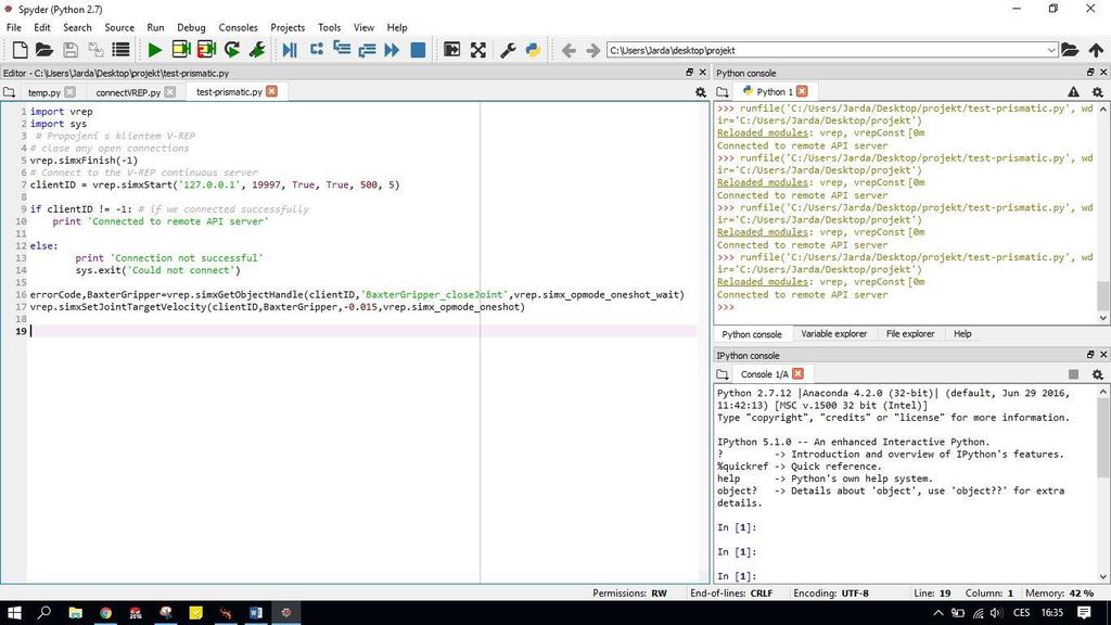 Obrázek [16]: Ovládací pythoní script Inicializace pohonu, která je vidět v předchozím obrázku: Nadefinování rychlostí pohybu je obsaženo zde: Měníme-li znaménko u hodnoty, která nám definuje