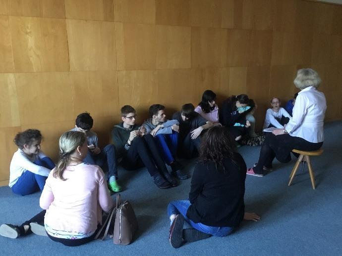 Z projektového dne se mi líbilo jenom něco a to: luštění tajenky a film. Nelíbilo se mi: balet a kvíz. Jára Klucho, 10. ročník Dnes ve středu 4.