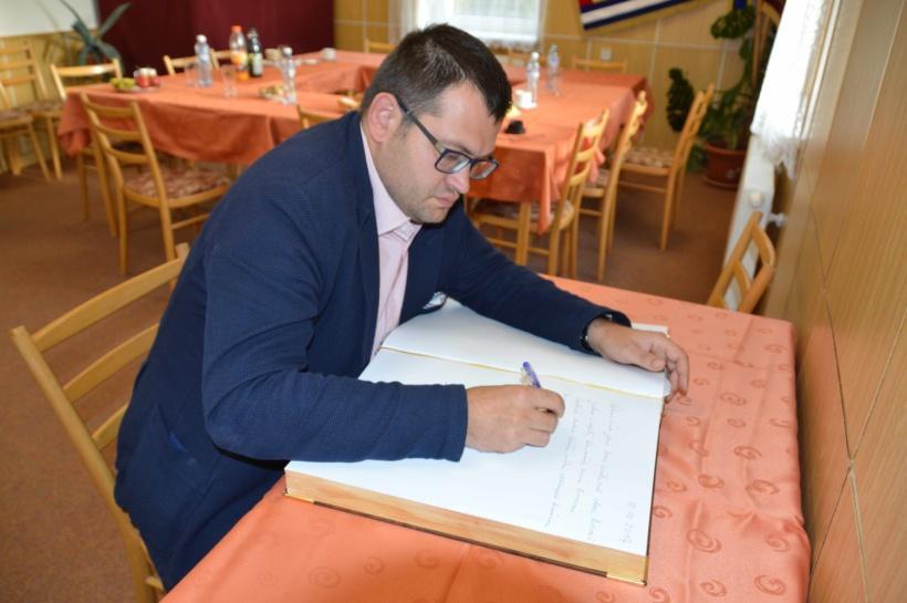 Také Věra Bulvová připravila podívanou s názvem 4x4, kdy bylo zapřaženo osmispřežní čtyř dospělých a čtyř hříbat do jednoho kočáru.