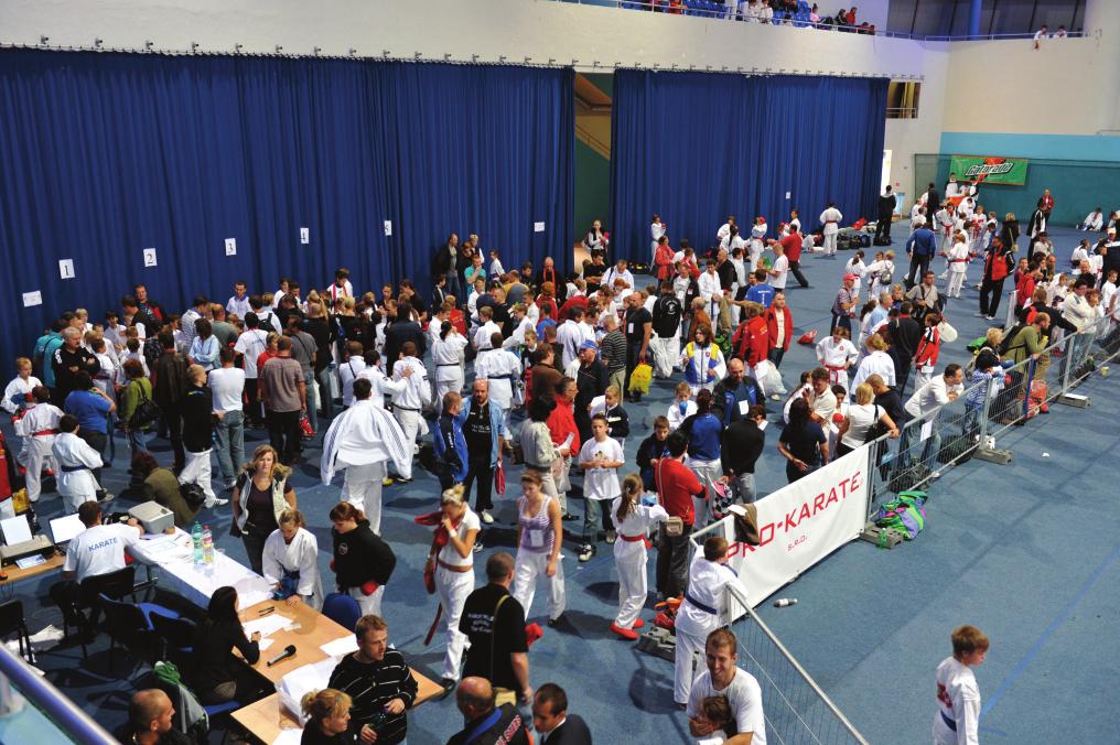 MAJSTROVSTVÁ EURÓPY V KARATE SENIOROV EKF