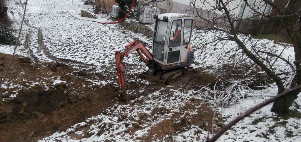 Stromy a vlastnictví Zaměstnávání občanů Práce po obci V této rubrice jsou zveřejněny některé fotografie z mnoha činností zaměstnanců obce v průběhu uplynulého roku.
