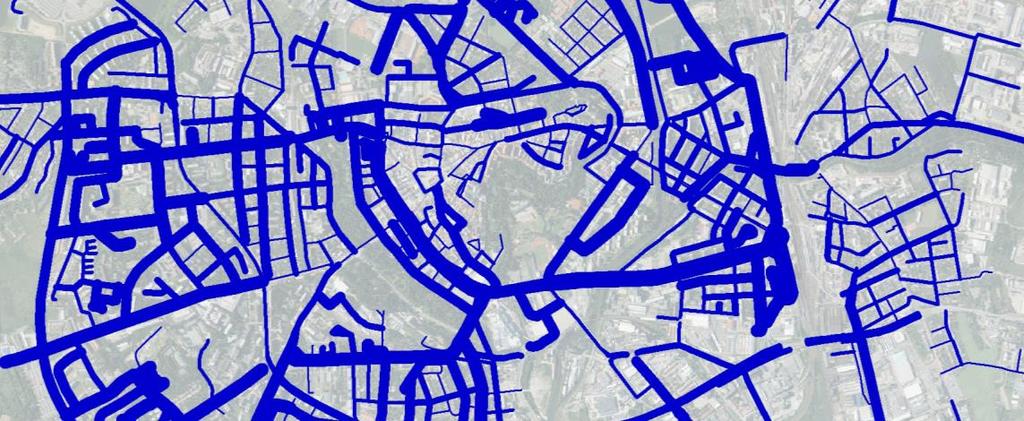 Obr. 6 Ukázka map parkovací kapacity v měřítcích 1 : 5 000 (nahoře), 1 : 10 000 (uprostřed) a 1 : 25 000 (dole).