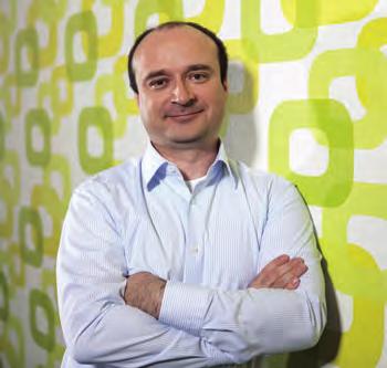 ÚVODNÍK / LEADING ARTICLE ÚVODNÍK Vážení čtenáři, jsem rád, že po čase máme opět možnost Vás blíže několika články seznámit s činností naší společnosti a já k ní mohu doplnit pár slov úvodem.