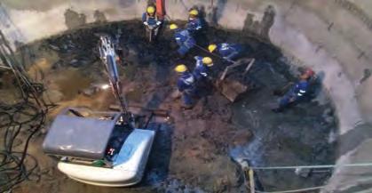 plyn, kanalizaci, telekomunikace a elektřinu). Elektrický kabel byl o napětí 13 000 V. K dokončení počátečních studií a výzkumů bylo použito dalších bezvýkopových metod, jako např.