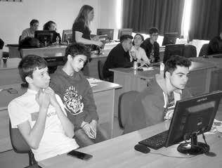 Jsou to zejména technologie, které jsou dostupné každému učiteli a studentovi; a to je mobilní telefon nebo tablet s operačním systémem Android.