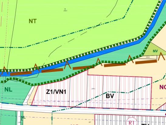 Projek tant prověří optimální velikost plochy vůči navazujícímu terénu, limitům využití území a zastavěnému území Radonic včetně rozvojových ploch dle platného územního plánu.