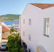 PRIMOŠTEN 100 m Další apartmány z letoviska Primošten naleznete na straně 144.