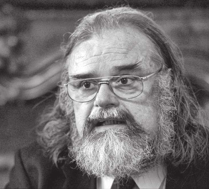 Kronika Odešel prof. PhDr. Tomáš Durdík, DrSc. (24. ledna 1951 20. září 2012) Když se někteří z řad našich kolegů archeologů a kamarádů loučili při exkurzi v polském Těšíně 19.
