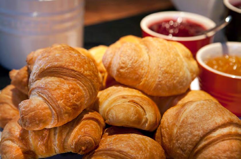 RANNÍ COFFEE BREAKS ČERVENÉ JABLKO A ŠUNKA POMERANČ A KRŮTA CITRÓN A LOSOS